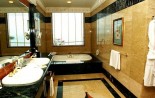 The Empire Hotel - Luxury Bathroom